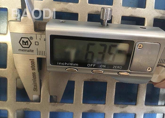 Άνθρακας 1m διατρυπημένη πλάτος χάλυβα οθόνη προστασίας τρυπών πλέγματος τετραγωνική