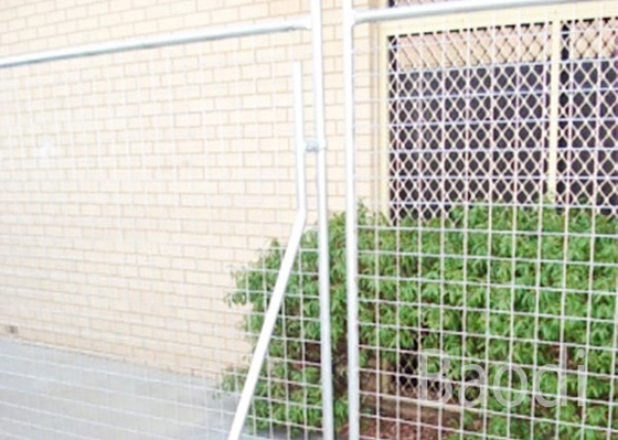 ο σωλήνας 40mm γαλβάνισε τον προσωρινό φράκτη, 2,1 X 2.4m προσωρινή περίφραξη ασφάλειας μεγέθους