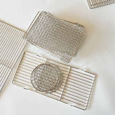 Προσαρμόσιμο Barbecue Wire Mesh Προσαρμόσιμο χώρο ψησίματος για τέλειους μάγειρες σε στρογγυλή ή ορθογώνια διαμόρφωση