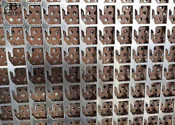 Πάχος 0.53.5mm φύλλων τετραγωνικό διατρυπημένο τρύπα πλέγμα μετάλλων